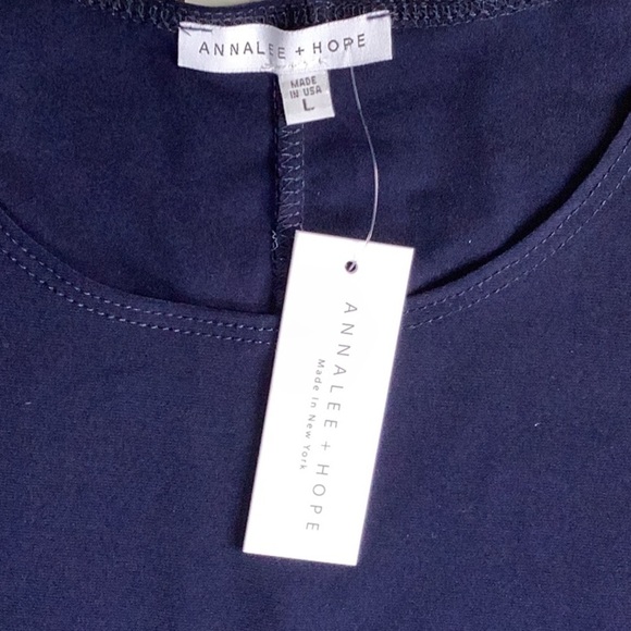 Annalee + Hope NWT Deep Blue Blouse Top Embellished Short Sleeves Holiday Large - Picture 5 of 8